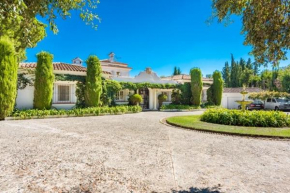 VIlla Safira, Sotogrande, Spain - Bed and Breakfast - Adults Only, Torreguadiaro